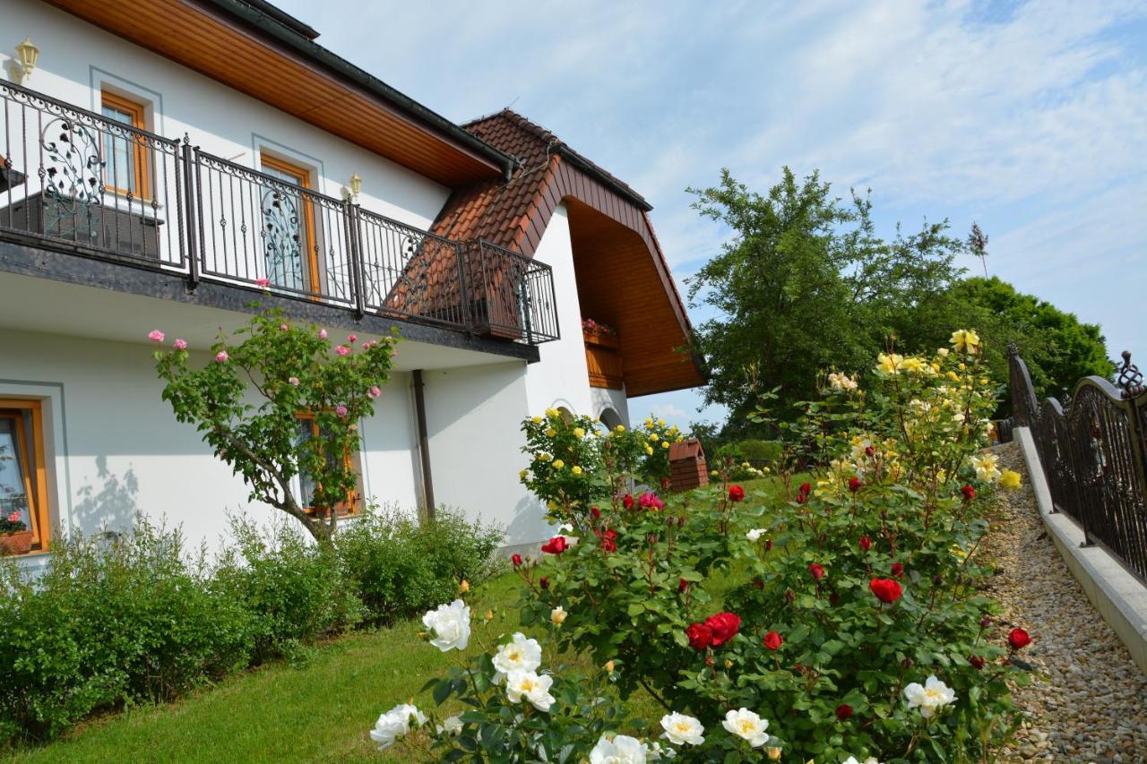 Hotel Rosenberg Jennersdorf Exterior foto