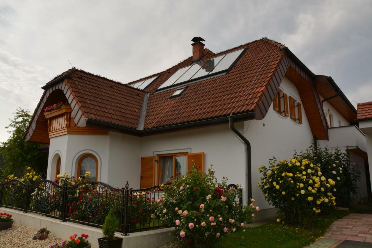 Hotel Rosenberg Jennersdorf Exterior foto
